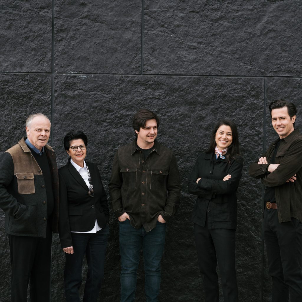 Familie Tement smile quer Elsneg WEB