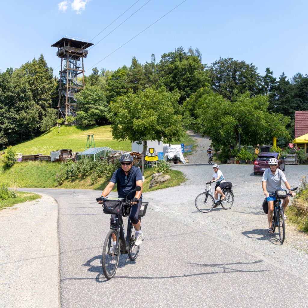 Kreuzbergwarte 02 Mg 7825