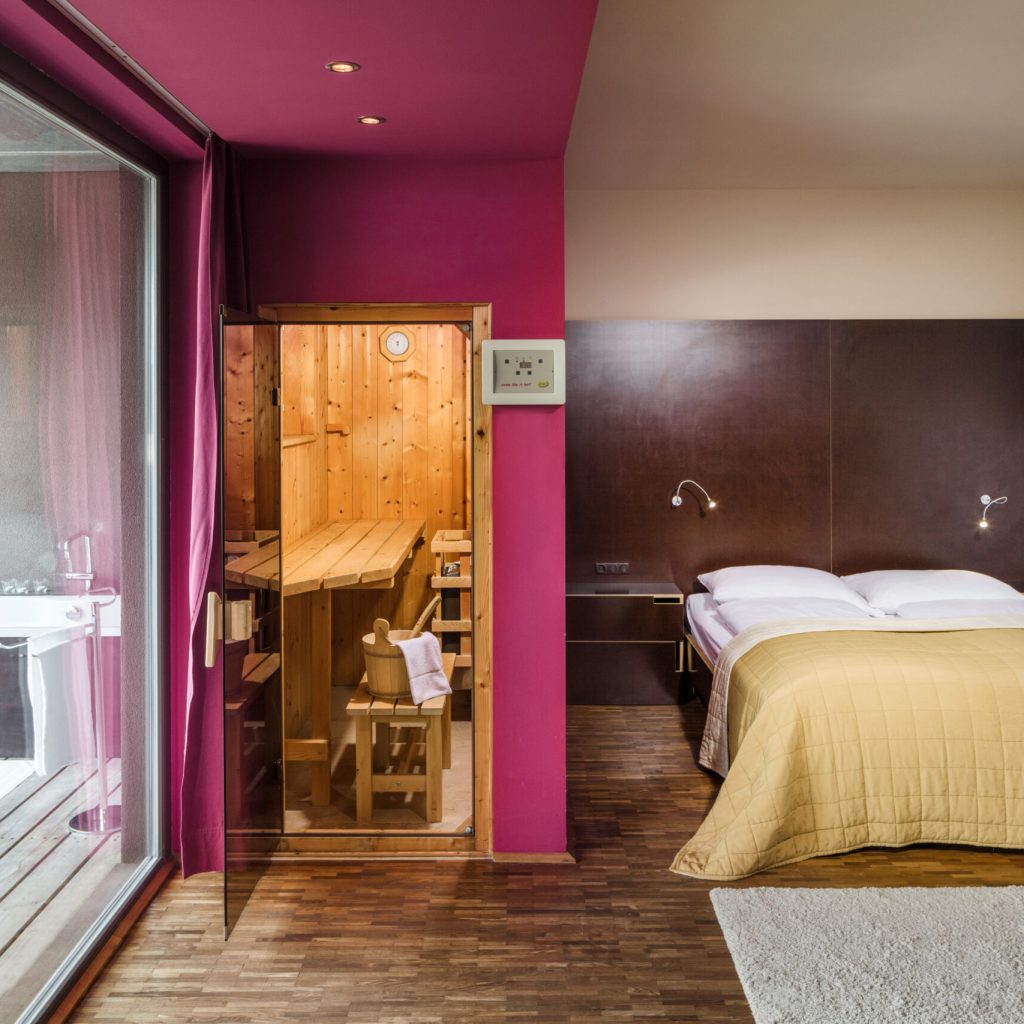 Re Weingartenhotelharkamp Bigbadezimmer 211
